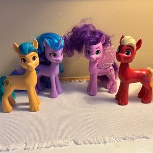 My Little Pony G5 Deputy Sprout Princess Petals Hitch Trailblazer Izzy Moonbow